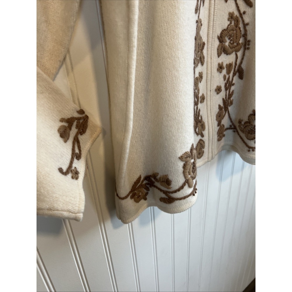 Coldwater Creek 100% lambs wool sweater embroidered brown flowers Cottagecore 1X - Picture 3 of 11